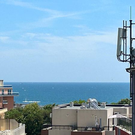 Голям Апартамент С Прекрасна Гледка Кьм Морето Ravda Exteriör bild